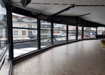 Giyotin Cam Sistemleri Nedir?